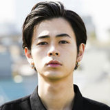 俳優・成田凌の「態度が悪すぎ」と関係者から苦情噴出！所属事務所の