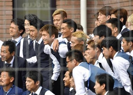 【W杯】本田圭佑「今はすごく、きよきよしい」敗退翌日のインタビューで発言。「清々しい」を誤読か：コメント27