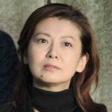 南野陽子52歳の離婚危機？ 直撃取材に「グラビアで出してください！」