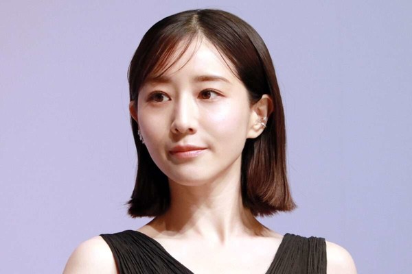 田中みな実、「肌の透明感が上がった」食生活の秘密は…　「1日3L水を…」「pH値が7.4」：コメント2